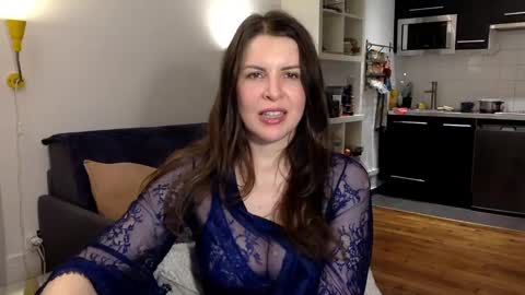 Angela online show from 02.15.25