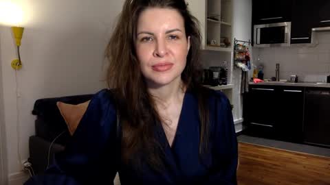 Angela online show from 02.17.25