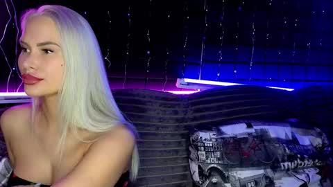 Snapshot of angelalacherry chatting on 03.19.26 AngelaLaCherry online show from 03.19.26