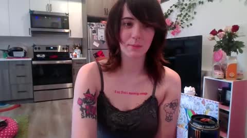 Snapshot of angelalice555 chatting on 10.11.25 angelalice555 online show from 10.11.25