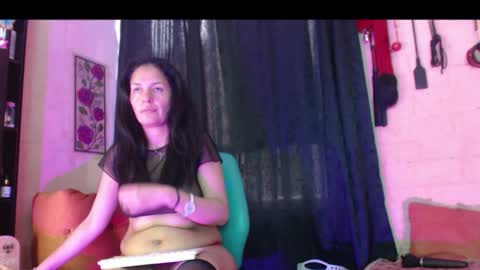 Snapshot of angelamaturevip chatting on 06.08.26 Angela online show from 06.08.26