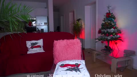 Aimi Selena  Daisy online show from 12.22.24