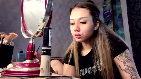 Snapshot of angelaribero chatting on 05.10.26 Angel online show from 05.10.26