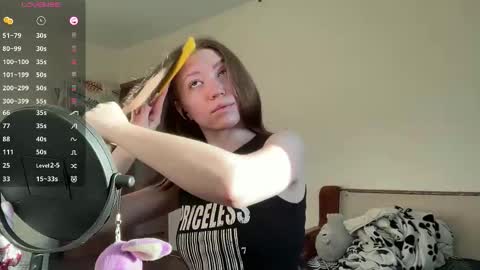 Angela online show from 10.26.25