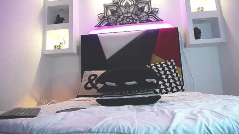 Snapshot of angelbacker chatting on 01.15.25 Angel online show from 01.15.25