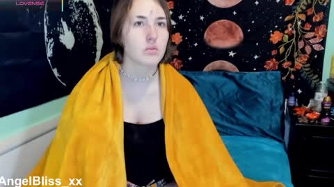 Angel online show from 11.23.25