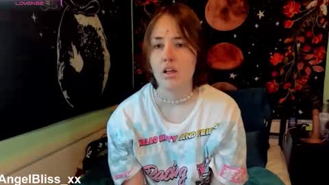 Angel online show from 12.04.25