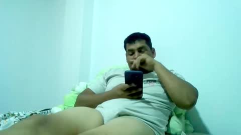 Snapshot of angeldavid90 chatting on 02.14.26 angeldavid90 online show from 02.14.26