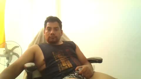 Snapshot of angeldavid90 chatting on 04.25.26 angeldavid90 online show from 04.25.26