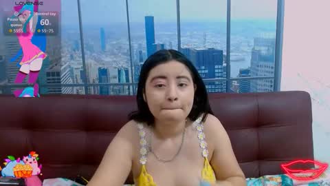 Snapshot of angelhotlatina18 chatting on 02.26.26 angel online show from 02.26.26