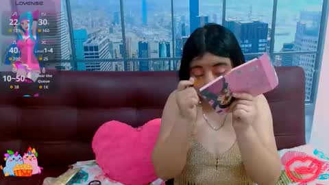 Snapshot of angelhotlatina18 chatting on 02.27.26 angel online show from 02.27.26