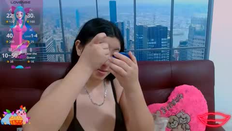 Snapshot of angelhotlatina18 chatting on 03.03.26 angel online show from 03.03.26