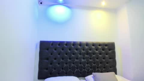 Snapshot of angeli_rivera chatting on 09.25.25 Angeli online show from 09.25.25