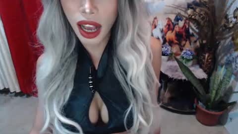 DIVINE ANGEL online show from 02.14.25