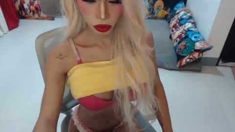 DIVINE ANGEL online show from 12.18.25