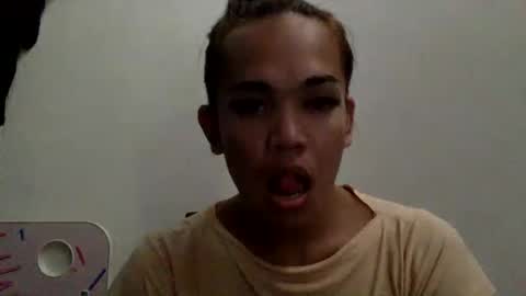 Snapshot of angelic_slutxx chatting on 12.30.24 Yhanna online show from 12.30.24