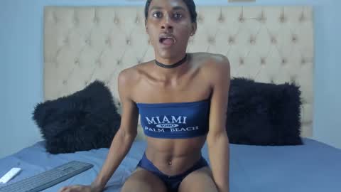 Snapshot of angelica_sexy1 chatting on 01.03.25 angelica_sexy1 online show from 01.03.25