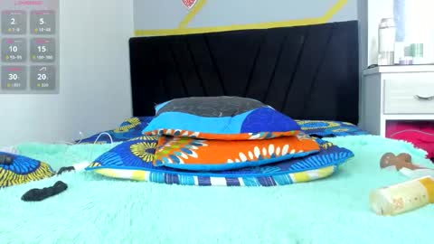 Snapshot of angelicaa_model chatting on 11.15.25 Angelica online show from 11.15.25