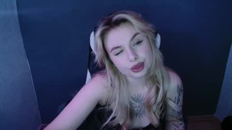 angelicablanch online show from 09.21.25