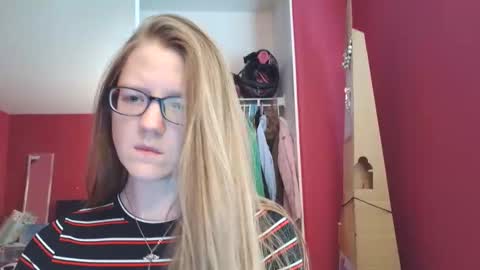 Snapshot of angelicangel3 chatting on 03.19.26 AngelicAngel online show from 03.19.26