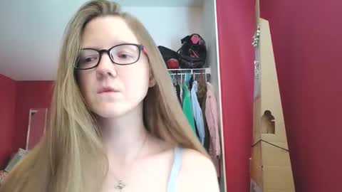 Snapshot of angelicangel3 chatting on 03.23.26 AngelicAngel online show from 03.23.26