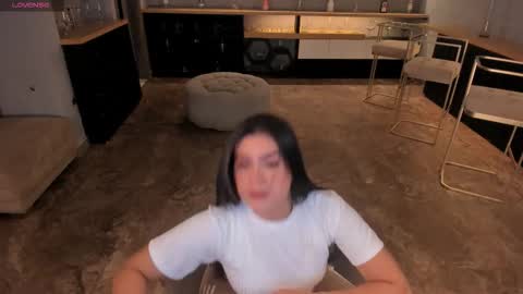 Snapshot of angelicavega_ chatting on 11.08.25 Angelica Vega online show from 11.08.25