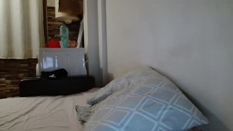 Angela online show from 12.26.24