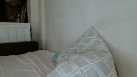 Angela online show from 02.05.25