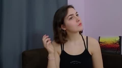 Snapshot of angelichatheway chatting on 02.26.26 Roxi online show from 02.26.26