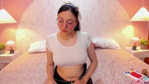 Snapshot of angelie_rosebrm chatting on 02.24.26 Angelica online show from 02.24.26