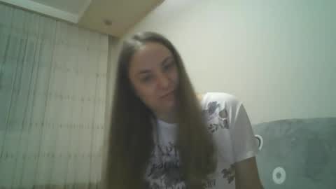 Snapshot of angelina_26 chatting on 09.25.25 Angelina 26 online show from 09.25.25