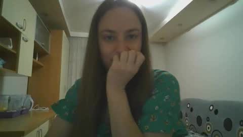 Snapshot of angelina_26 chatting on 10.11.25 Angelina 26 online show from 10.11.25