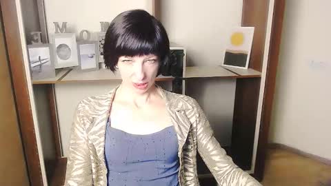 Angelina online show from 09.17.25