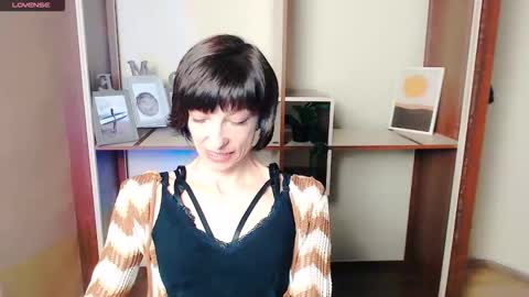 Angelina online show from 10.11.25