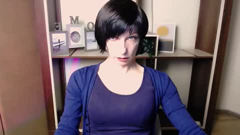 Angelina online show from 12.23.25