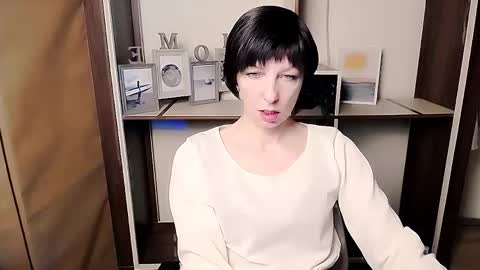 Angelina online show from 02.18.26