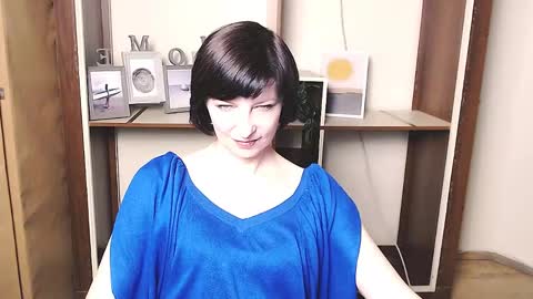 Snapshot of angelinalov_ chatting on 04.20.26 Angelina online show from 04.20.26