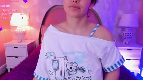 Snapshot of angeline__cute chatting on 04.14.26 angeline online show from 04.14.26