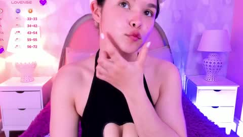 Snapshot of angeline__cute chatting on 04.23.26 angeline online show from 04.23.26