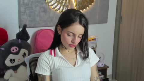 Angeline Smith  online show from 11.14.25