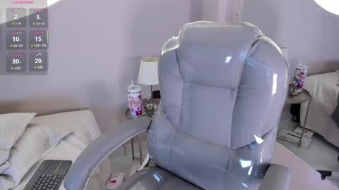 Angeline online show from 03.06.26