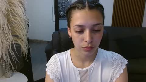Snapshot of angeline_davies chatting on 03.03.25 angeline_davies online show from 03.03.25