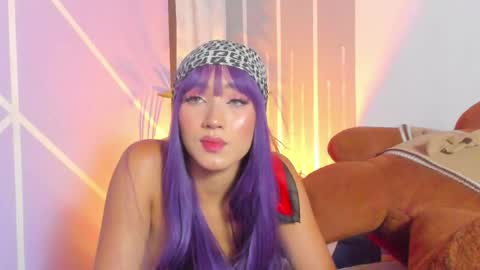 Angelique Murphy online show from 11.04.25