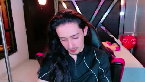 Snapshot of angelis_savage chatting on 02.17.26 angelis savage online show from 02.17.26