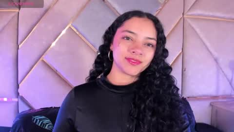 Snapshot of angelitafrodita chatting on 04.26.26 A F R O D I T A online show from 04.26.26
