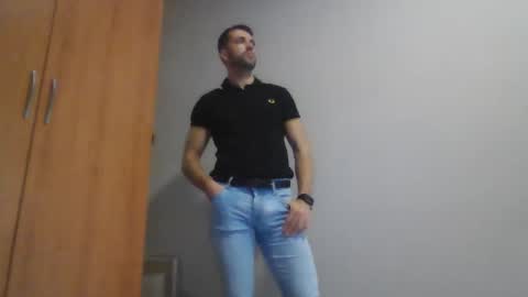 angell102890 online show from 11.03.25