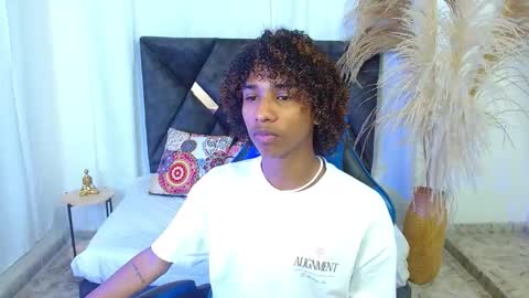 Angel online show from 02.10.26