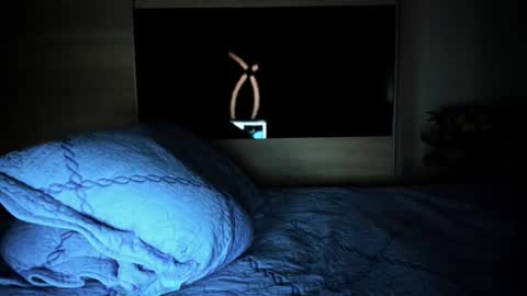 KrystyYo online show from 02.20.25