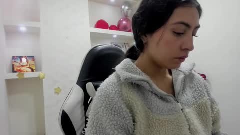 Snapshot of angell_cooper8 chatting on 02.18.26 Angell cooper8 online show from 02.18.26