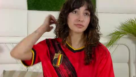 Snapshot of angellacox chatting on 06.17.26 angellacox online show from 06.17.26